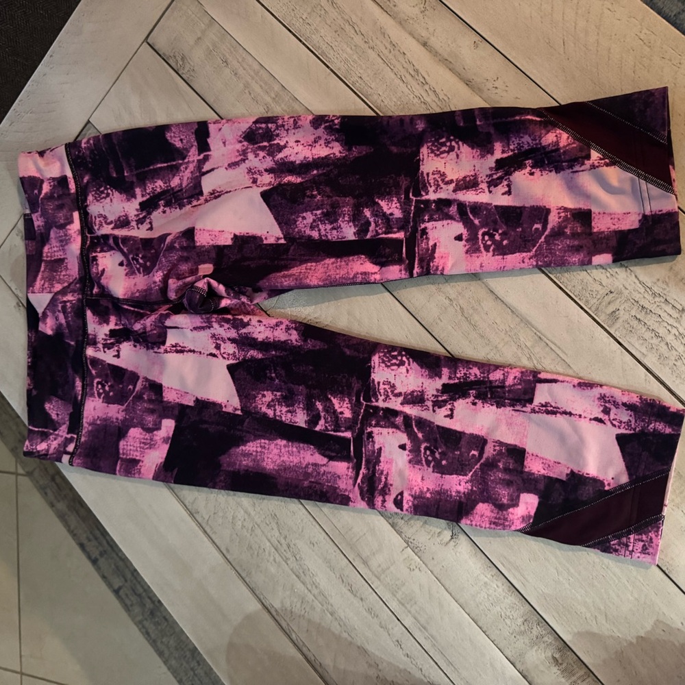 Under Armor cropped